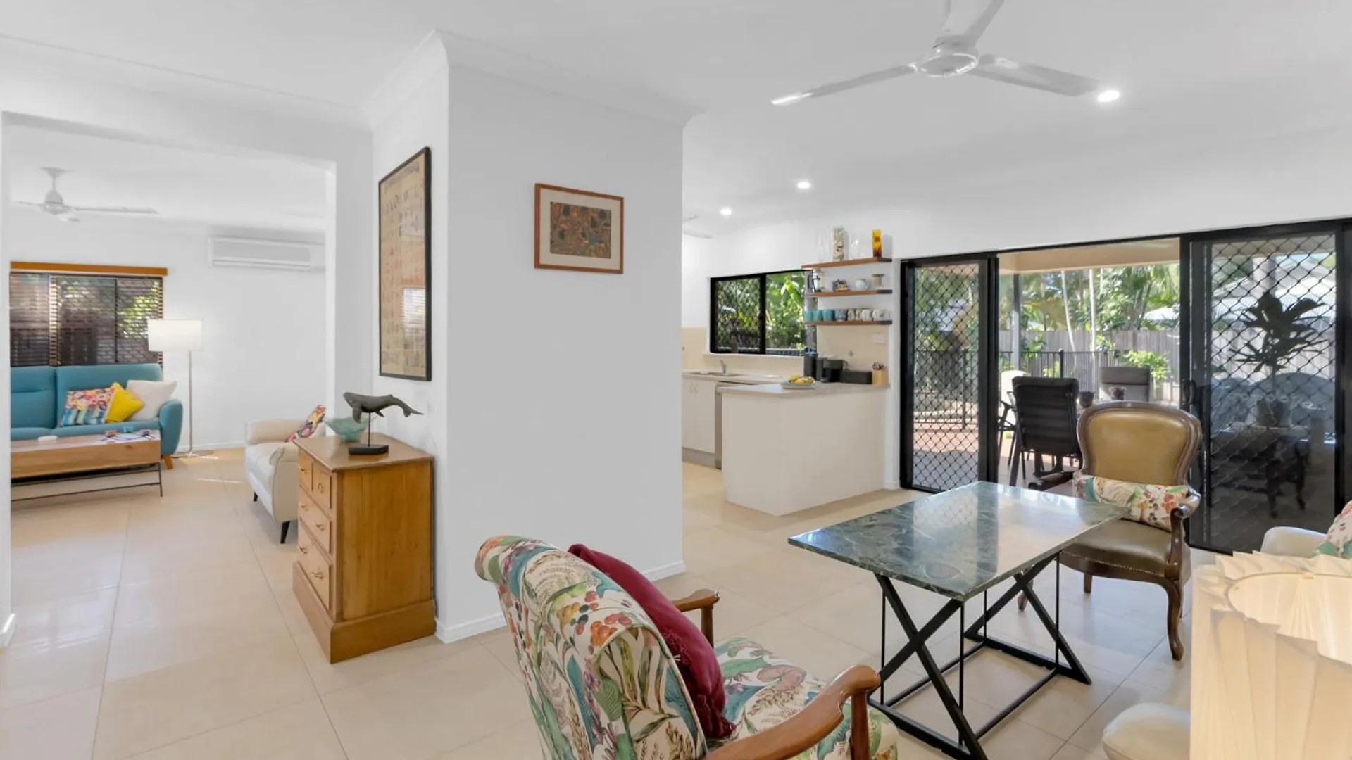 3-Bed Family Home With Pool & Bbq By The Beach Clifton Beach 0*,  Australia