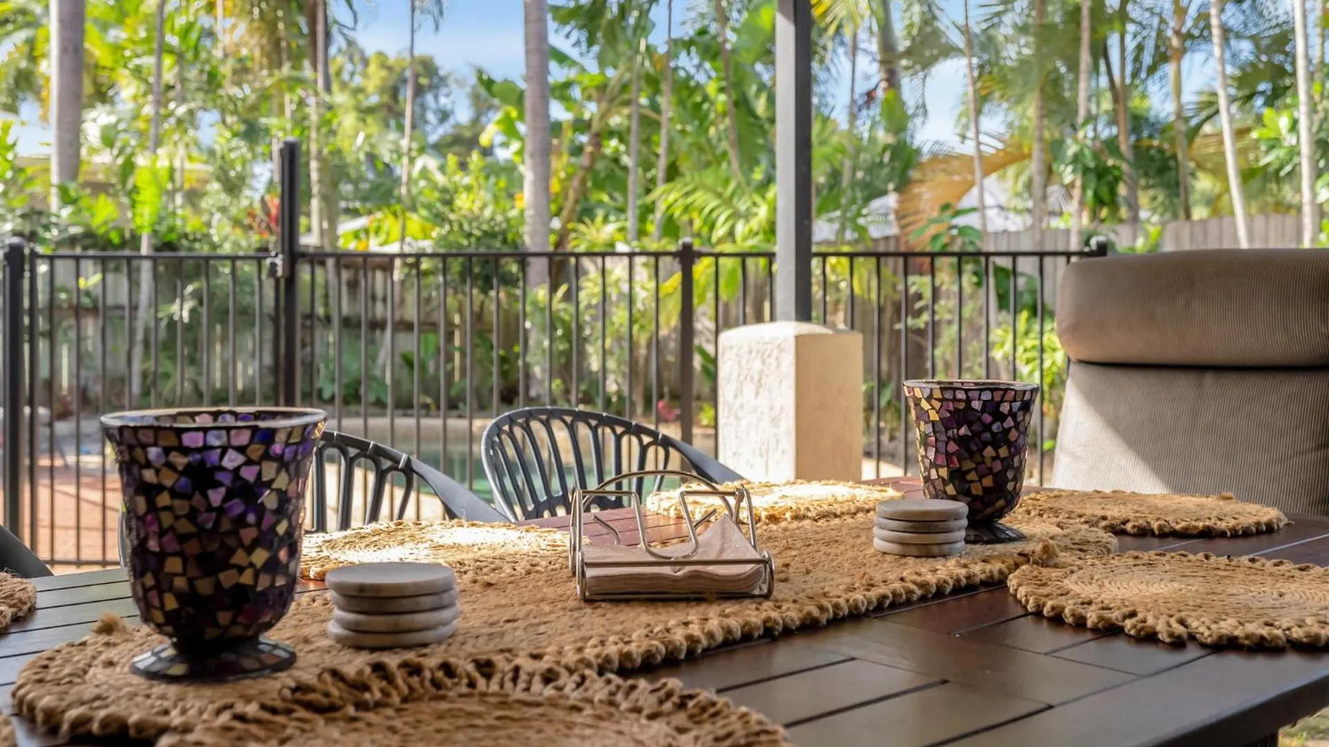 Holiday home 3-Bed Family Home With Pool & Bbq By The Beach Clifton Beach Australia